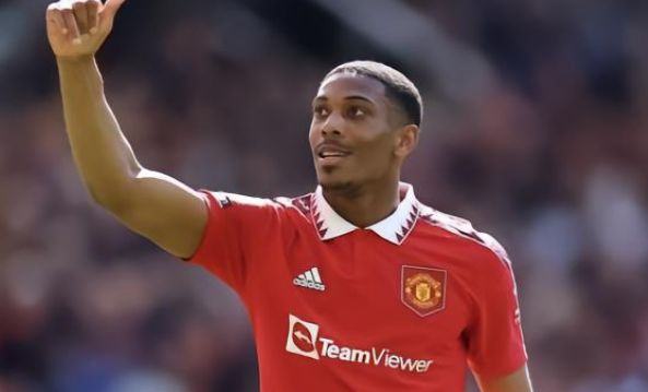 他必须抓住 他必须抓住